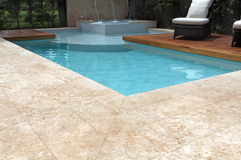 Piscina interior de lujo